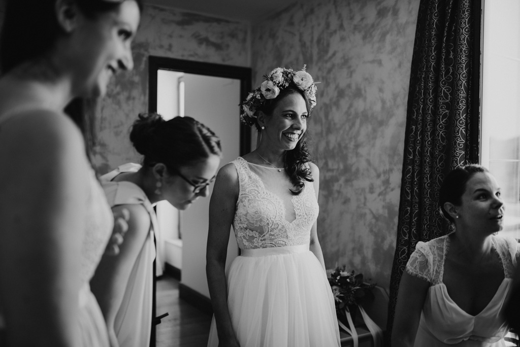 mariage Vendée Sébrandière témoins mariée préparatifs robe noir et blanc