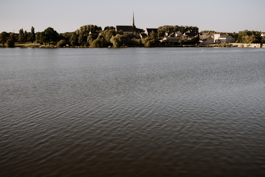 Pouancé lac église séance engagement Maine-et-Loire