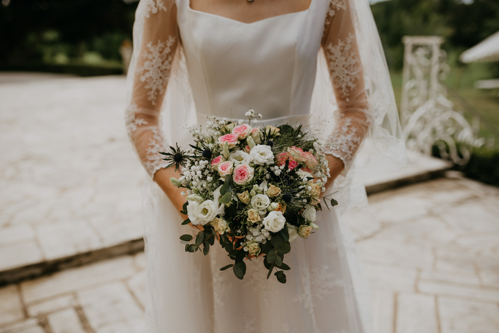 bouquet mariée roses mariage Mayenne