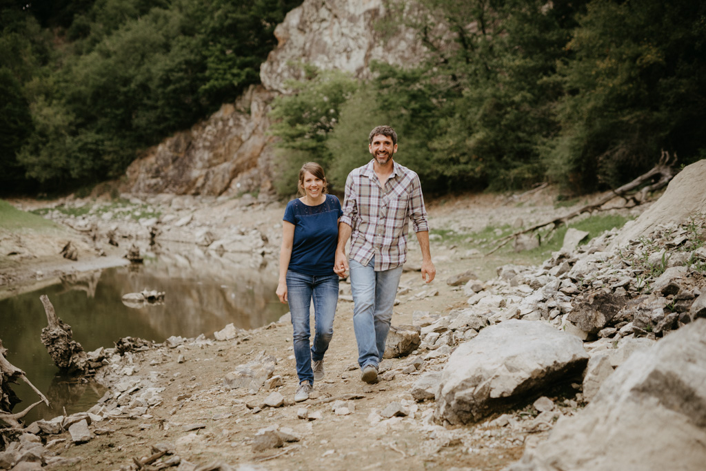 couple rigole balade vallée