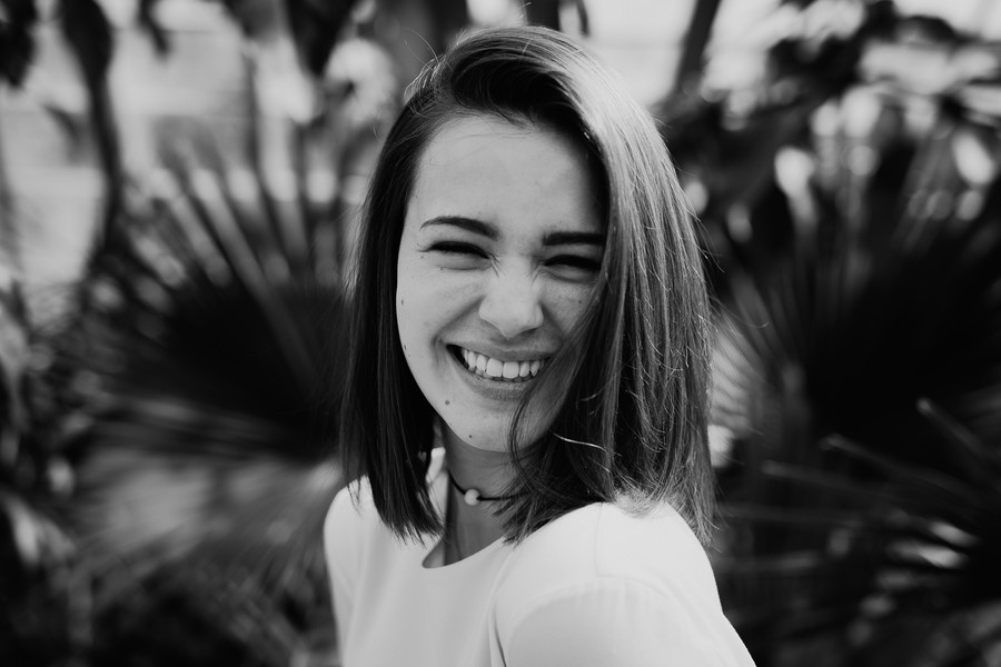 sourire portrait noir et blanc jardin des plantes Nantes