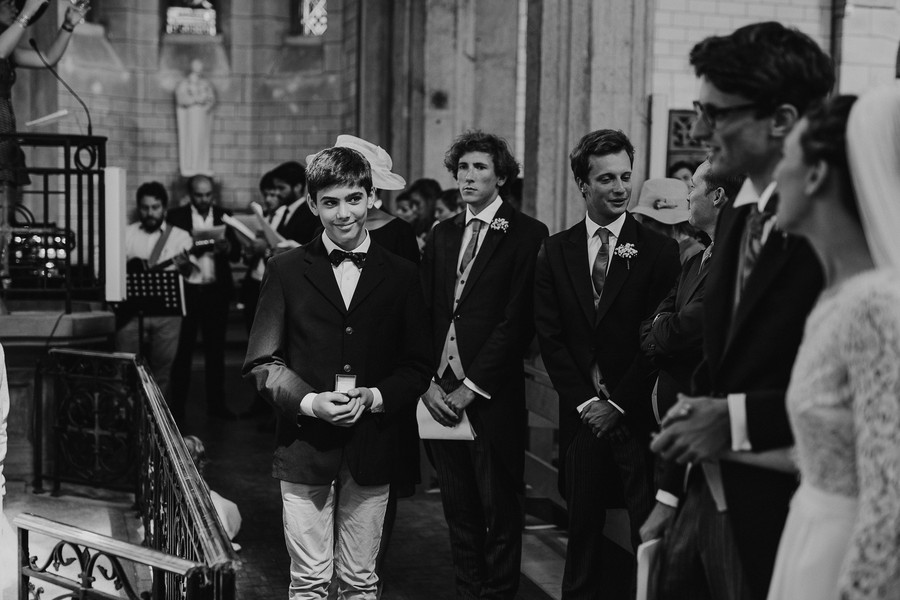 alliances apportées enfant La Baule église