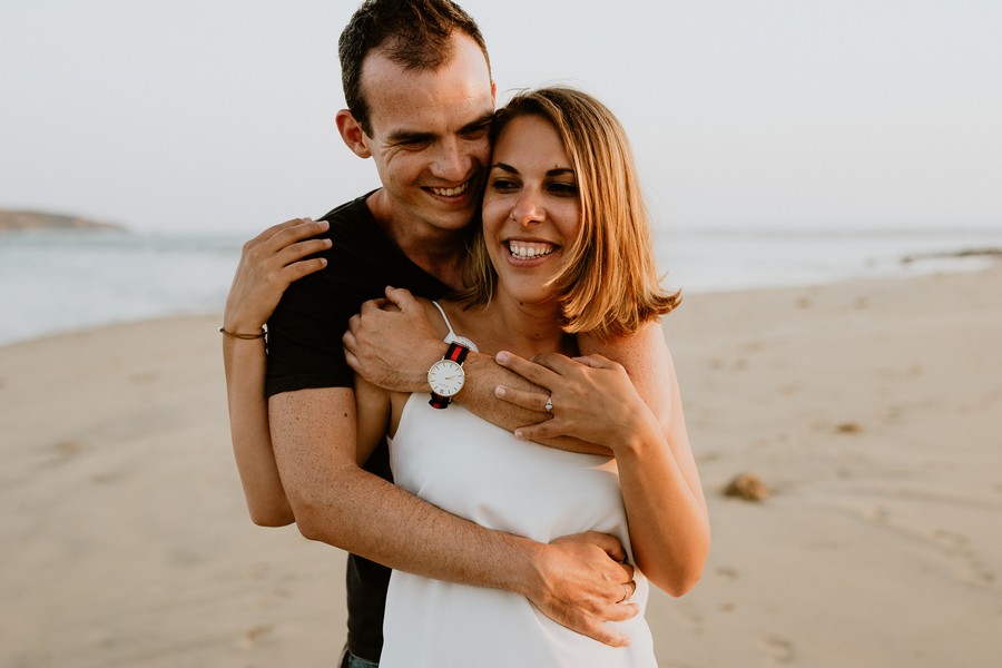 séance engagement sourire lumière douce coucher soleil tendre