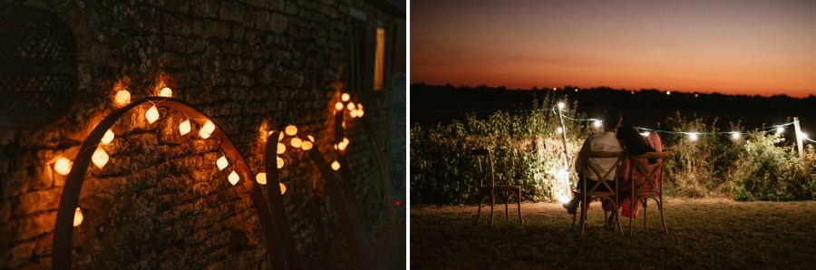 guirlande lumineuse couple regarde soleil couchant
