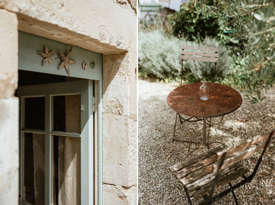 porte entrée étoiles de mer table fer forgé bouteille verre