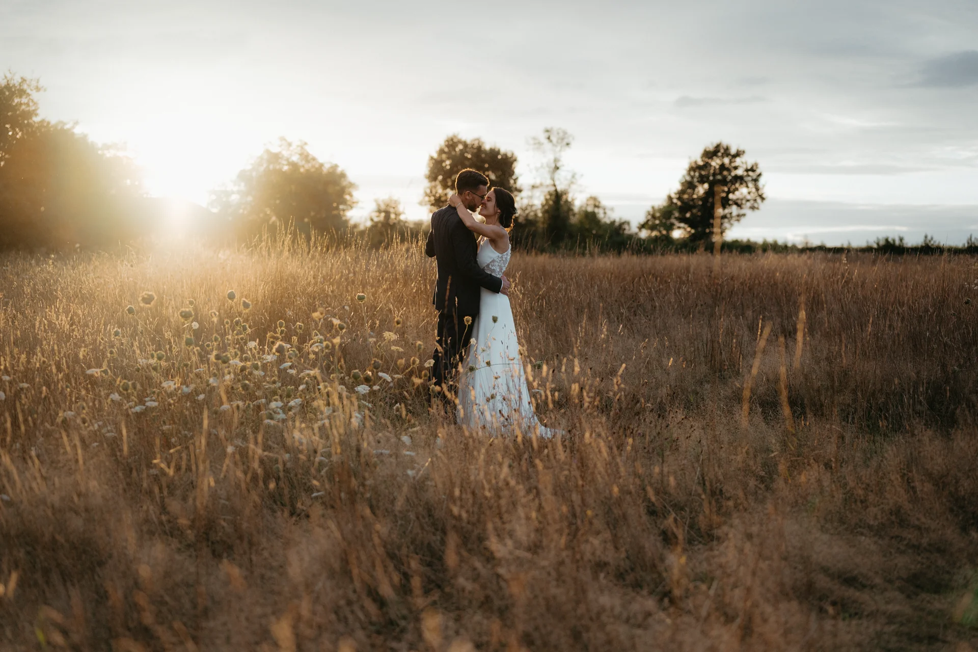 Mariage et Golden Hour au Château de la Citardière en Vendée